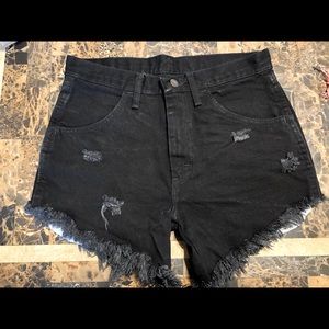 Black wrangler rustler shorts